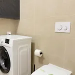 Antralux Apartamento *